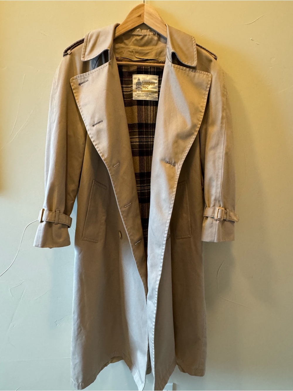 Vintage London Fog Womenās Tan Trench Coat Plaid Zip Out Wool Blend Lining Sz 8P